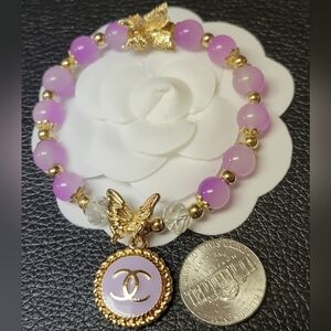 CC Zipper Pull, Lilac Glass Beaded Stretch Bracelet